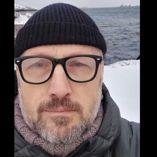 Universitetslektor Roar Ulvestad bruker navnet på mannlig kjønnsorgan i det offentlige ordskiftet. Foto fra Universitetet i Bergen.